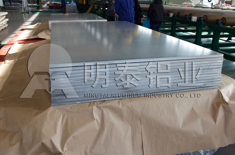 鋁板可以用在散熱器上嗎？散熱器鋁板選用哪個規(guī)格比較好？價格高嗎？